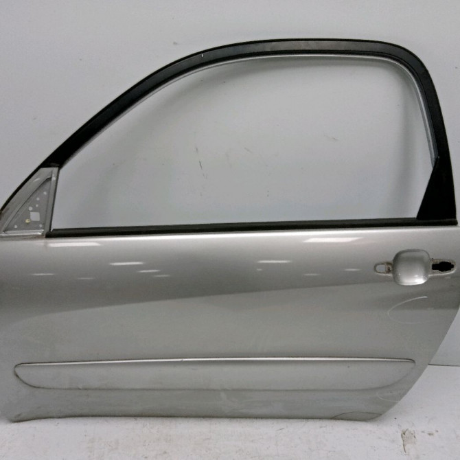 Porte avant gauche occasion TOYOTA RAV4 II Phase 1 07-2000->10-2003 115 D-4D 6700242100 1