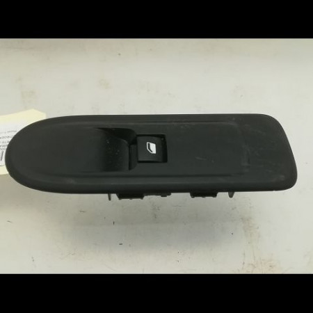 Commande lève-glace porte avant droite occasion CITROEN C3 II Phase 1 11-2009->02-2013 1.4 HDi 70ch 6490CH