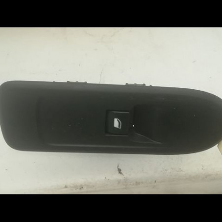 Commande lève-glace porte avant droite occasion CITROEN C3 II Phase 1 11-2009->02-2013 1.4 HDi 70ch 6490CH