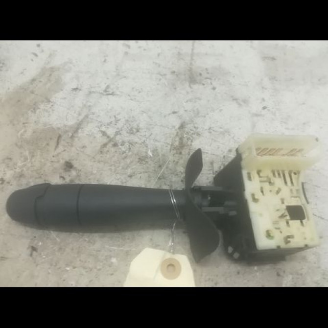 Commande essuie glace occasion RENAULT CLIO II Phase 1 03-1998->06-2001 1.2 2