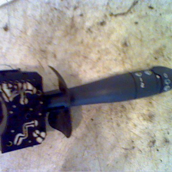 Commande essuie glace occasion RENAULT CLIO II Phase 1 03-1998->06-2001 1.2 1