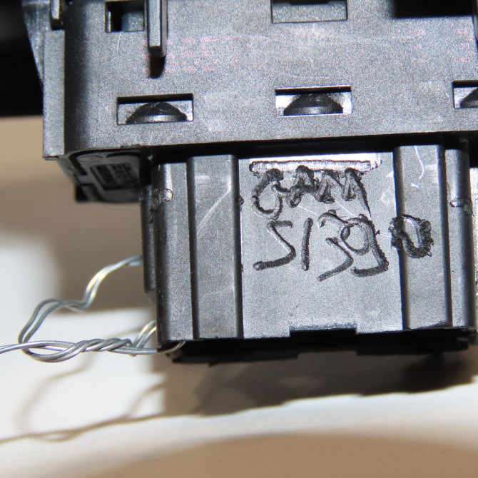 Commande lève-glace porte avant droite occasion CITROEN C3 II Phase 2 03-2013->12-2016 1.0 68ch 6490CH 4