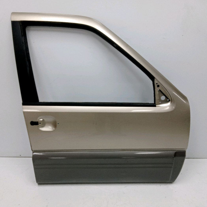 Porte avant droite occasion NISSAN TERRANO I 801007F732 1