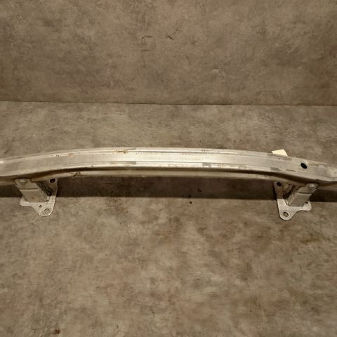 Renfort pare-choc avant occasion RENAULT SCENIC II Phase 1 03-2004->09-2006 1.9 DCI 120ch 8200534784 1