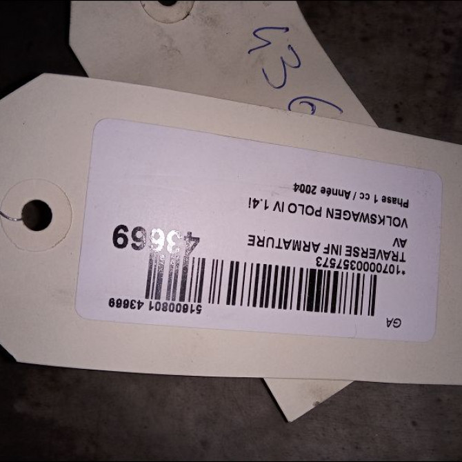 Traverse inférieure armature avant occasion VOLKSWAGEN POLO IV Phase 1 01-2002->05-2005 1.4i 75ch 2