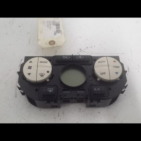 Commande de chauffage occasion NISSAN MICRA III Phase 1 01-2003->07-2005 1.2i 80ch 27500AX701