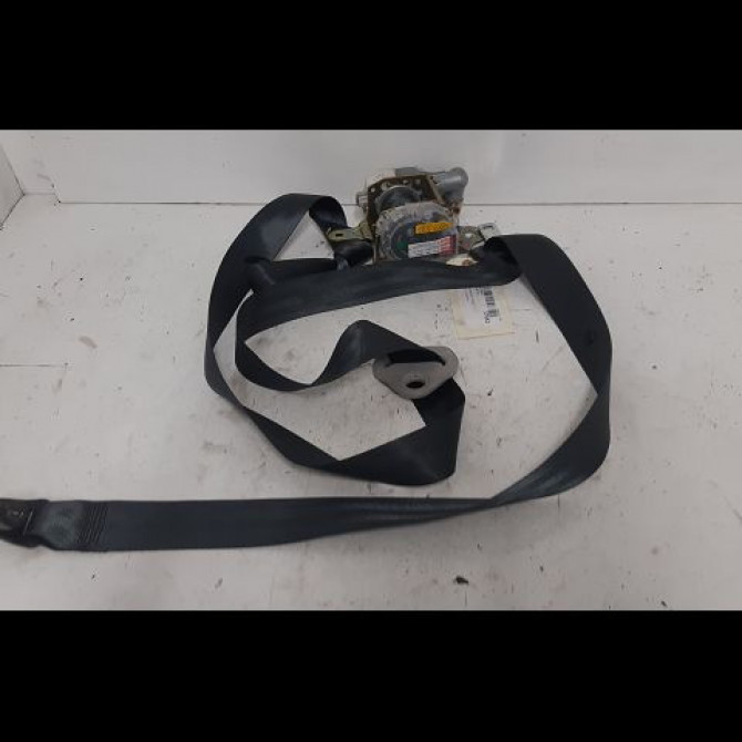 Ceinture avant droite occasion NISSAN MICRA III Phase 1 01-2003->07-2005 1.2i 80ch 86884AX701 1