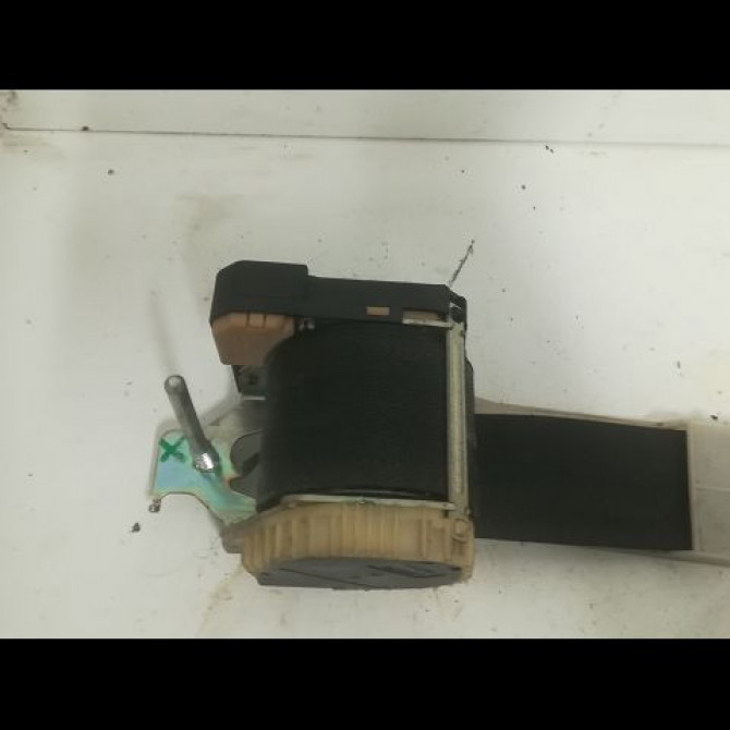 Ceinture avant gauche occasion OPEL CORSA III Phase 2 08-2003->09-2006 1.0i 12v 60ch 13122373 2