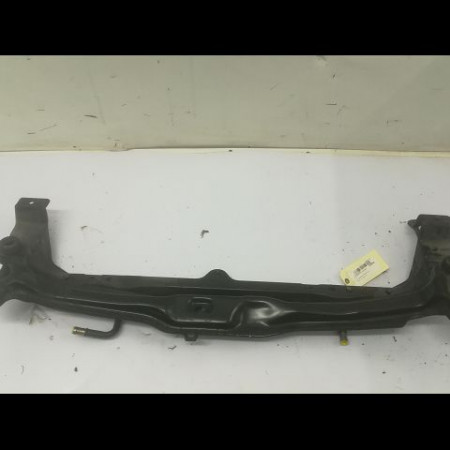 Traverse inférieure armature avant occasion VOLKSWAGEN PASSAT III Phase 1 04-1988->11-1993 GL TURBO D Cata