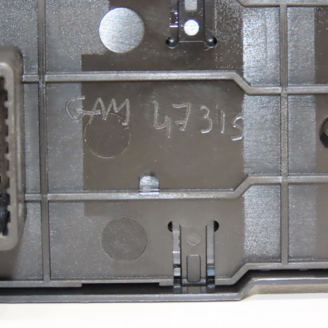 Commande lève-glace porte avant gauche occasion RENAULT SCENIC III Phase 1 04-2009->11-2011 1.5 DCI 110ch 809610016R 4