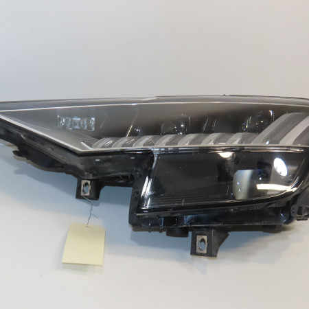 <span class="tt">Phare gauche occasion  </span><span class="designation"> </span>