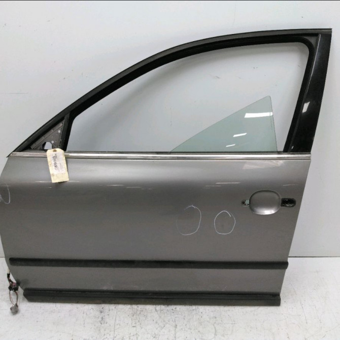 Porte avant gauche occasion VOLKSWAGEN PASSAT IV Phase 2 10-2000->03-2005 1.9 TDI 130ch 3B4831051BE 1