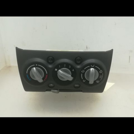 Commande de chauffage occasion SUZUKI ALTO III Phase 1 01-2009->... 1.0i 74400M68K71FPG