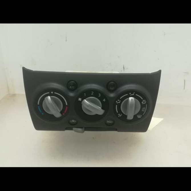 Commande de chauffage occasion SUZUKI ALTO III Phase 1 01-2009->... 1.0i 74400M68K71FPG 1