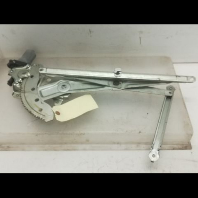 Mecanisme+moteur leve-glace avg occasion SUZUKI ALTO III Phase 1 01-2009->... 1.0i 83402M68K12000 1