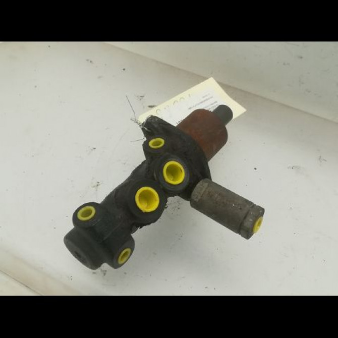 Maitre cylindre occasion VOLKSWAGEN GOLF II 1