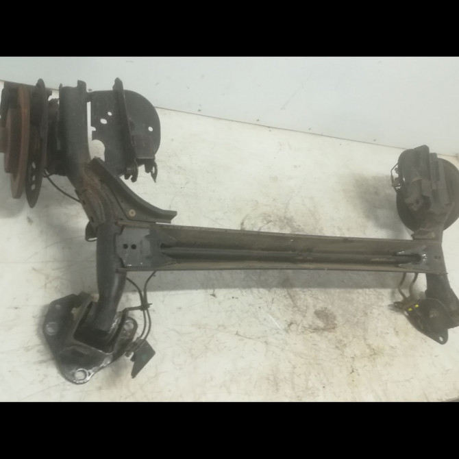 Train arrière occasion RENAULT KANGOO II Phase 1 01-2008->03-2013 1.5 DCI 105ch 555113267R 2