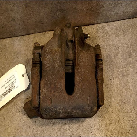 Etrier de frein avant gauche occasion RENAULT MEGANE SCENIC I Phase 1 09-1996->08-1999 1.9 D 7701203659