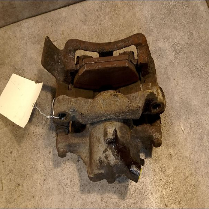 Etrier de frein avant gauche occasion RENAULT MEGANE SCENIC I Phase 1 09-1996->08-1999 1.9 D 7701203659 2