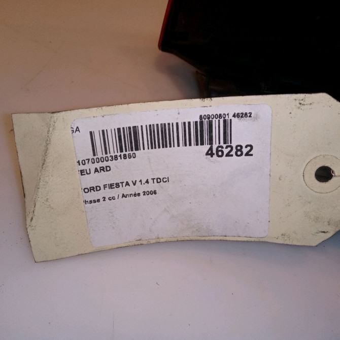 Feu arrière droit occasion FORD FIESTA V Phase 2 10-2005->10-2008 1.4 TDCI 1437625 4
