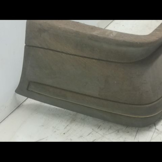 Pare-choc arrière occasion RENAULT 19 Phase 1 07-1989->04-1992 1.4i 7701367477 2