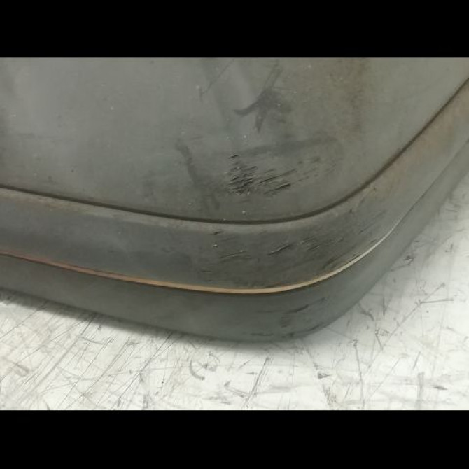 Pare-choc arrière occasion RENAULT 19 Phase 1 07-1989->04-1992 1.4i 7701367477 4