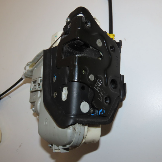 Serrure porte avg occasion AUDI A4 III Phase 1 01-2008->10-2011 2.0 TDI 120ch 2