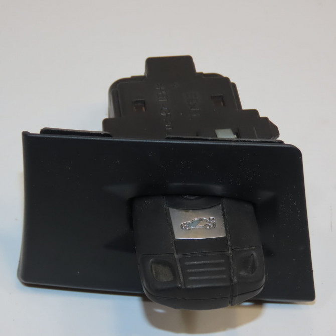 Lecteur de carte occasion B.M.W. SERIE 3 V Phase 1 03-2005->09-2008 318D 122ch 1