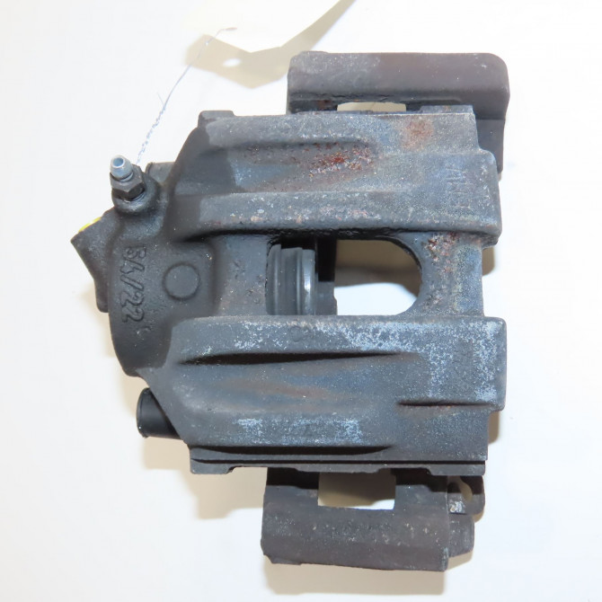 Etrier de frein avant gauche occasion B.M.W. SERIE 3 V Phase 1 03-2005->09-2008 318D 122ch 34116769091 4