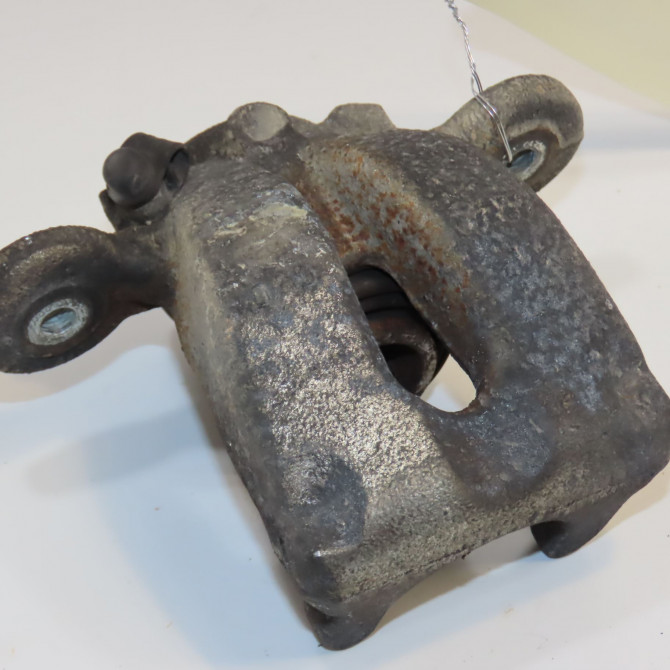 Etrier de frein arrière gauche occasion B.M.W. SERIE 3 V Phase 1 03-2005->09-2008 318D 122ch 34216776377 1