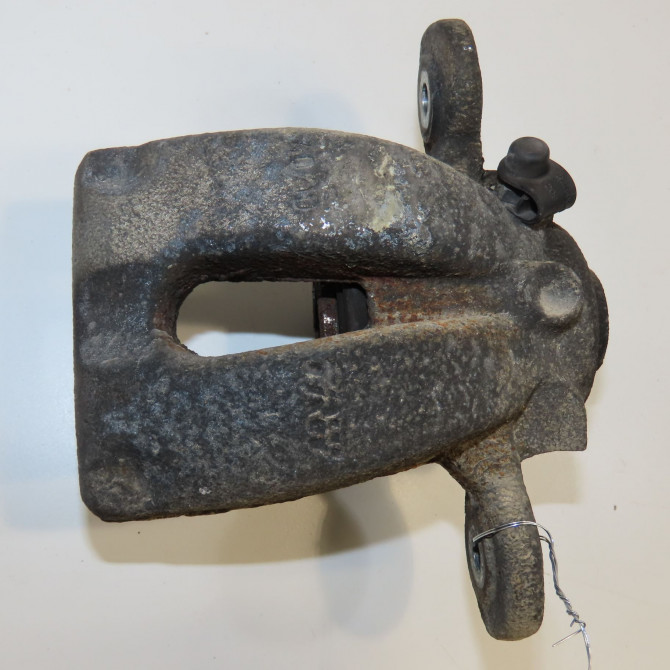 Etrier de frein arrière gauche occasion B.M.W. SERIE 3 V Phase 1 03-2005->09-2008 318D 122ch 34216776377 4