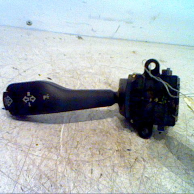 Commande clignotant occasion B.M.W. SERIE 5 IV Phase 1 12-1995->07-2000 525 TDS 61318363668 1