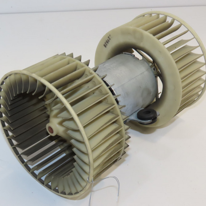 Ventilateur de chauffage occasion B.M.W. SERIE 5 IV Phase 1 12-1995->07-2000 525 TDS 64118372493 1