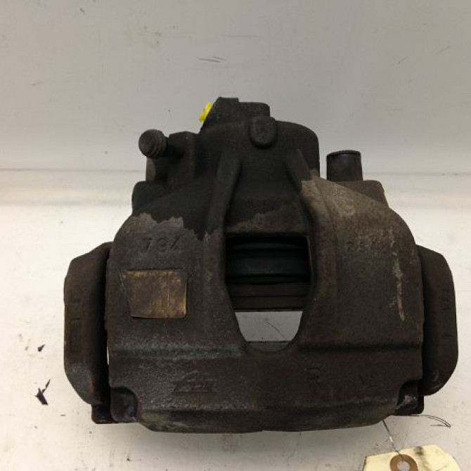 Etrier de frein avant droit occasion CITROEN C4 I Phase 1 11-2004->07-2008 2.0 HDi 138ch 1607376780 1