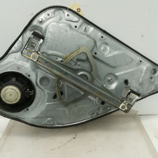 Mecanisme leve-glace arrière gauche occasion FORD FOCUS II Phase 1 09-2004->12-2007 1738647 2