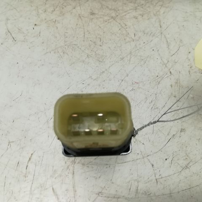 Commande lève-glace porte avant droite occasion FORD FOCUS II Phase 1 09-2004->12-2007 1223143 2