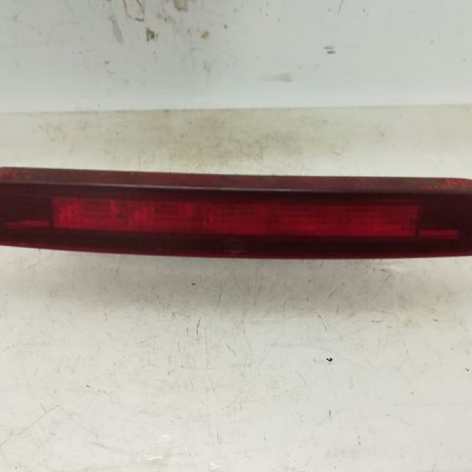 Feux stop supplementaire occasion FORD FOCUS II Phase 1 09-2004->12-2007 1545615 1