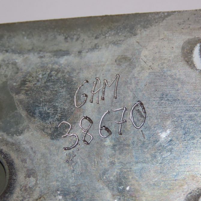 Charniere inf porte battante ard occasion RENAULT MASTER II Phase 3 06-2006->04-2010 2.5 DCI  120ch 8200521893 4