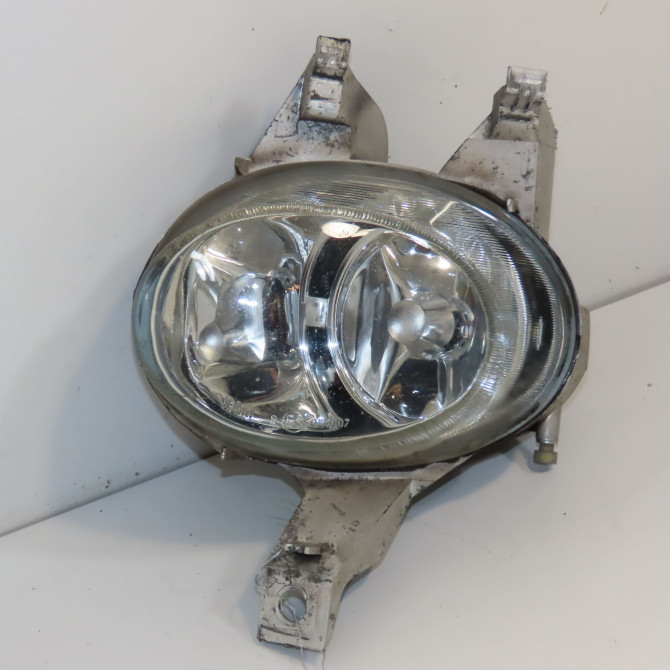 Phare antibrouillard avant gauche occasion PEUGEOT 206 Phase 2 02-2003->02-2009 1.4 HDI 70ch 6204T2 1
