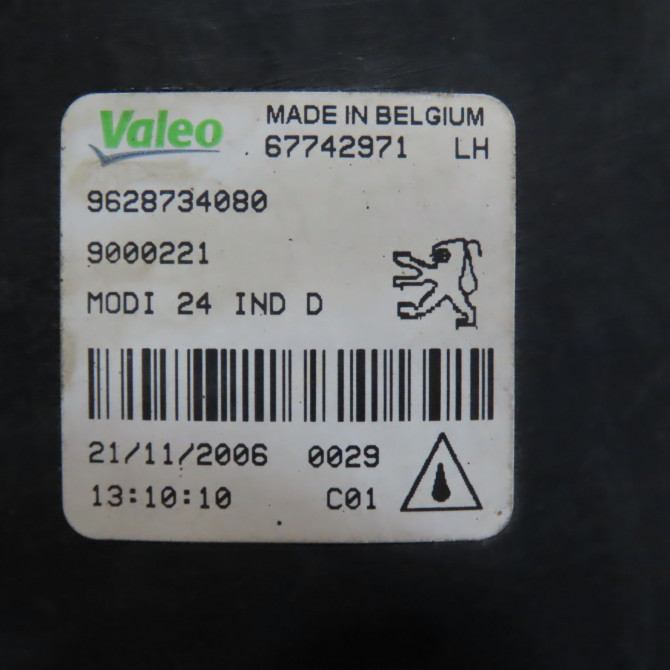 Phare antibrouillard avant gauche occasion PEUGEOT 206 Phase 2 02-2003->02-2009 1.4 HDI 70ch 6204T2 4