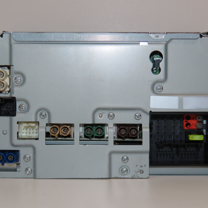 Autoradio occasion MERCEDES CLASSE E IV Phase 1 03-2009->11-2012 E 350 CDI 231ch 2189003307 2