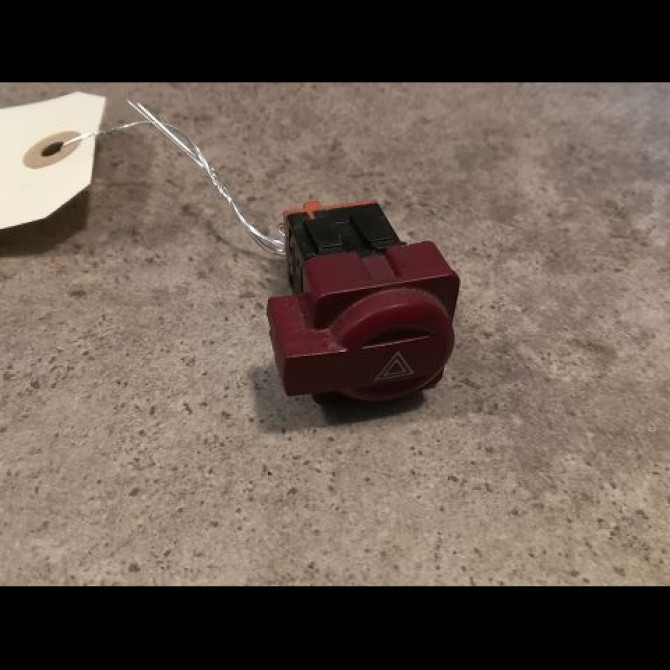 Bouton de warning occasion CITROEN C4 I Phase 1 11-2004->07-2008 1.6 HDI 92ch 6554GT 1