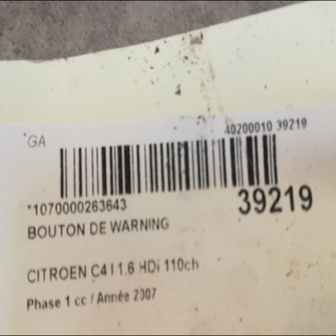 Bouton de warning occasion CITROEN C4 I Phase 1 11-2004->07-2008 1.6 HDi 110ch 6554GT 2