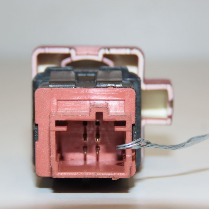 Bouton de warning occasion CITROEN C4 I Phase 1 11-2004->07-2008 1.6 HDi 110ch 6554GT 2