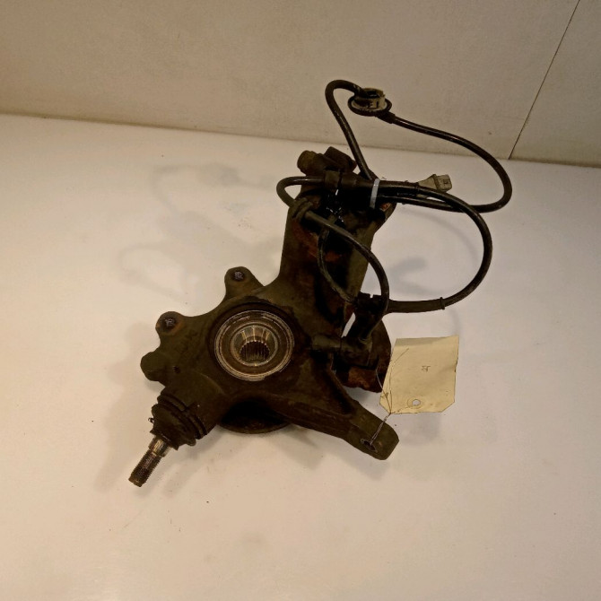 Moyeu avd occasion PEUGEOT 406 Phase 1 04-1995->04-1999 2.1 TD 110ch 330785 2