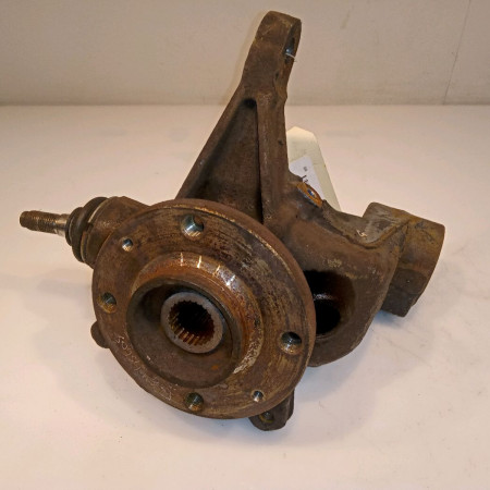 Moyeu avd occasion PEUGEOT 406 Phase 1 10-1995->04-1999 1.8i 110ch 330785