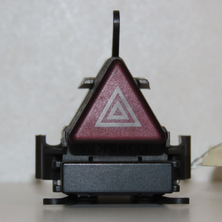 Bouton de warning occasion MERCEDES CLASSE B I Phase 1 06-2005->04-2008 B200CDI 140ch 16982074109174