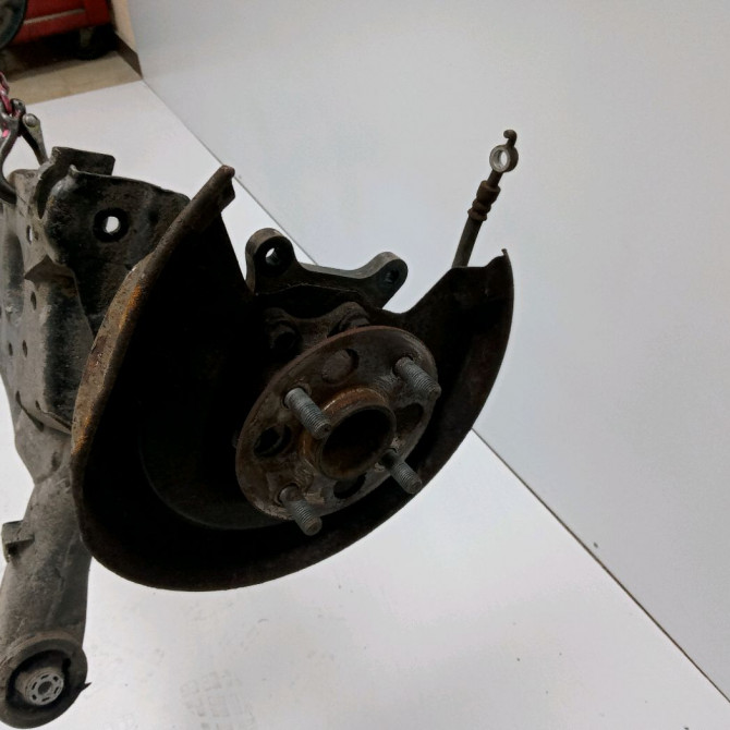 Train arrière occasion TOYOTA YARIS III YARIS III Phase 1 2011-03-01->2015-04-30 1.5 100ch 421100D340 2