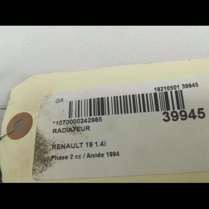 Radiateur occasion RENAULT 19 Phase 2 04-1992->04-1997 1.4i 7700784040 3