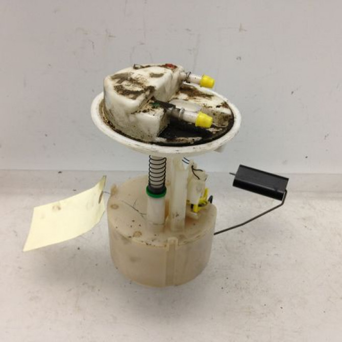 Pompe à carburant immergée occasion RENAULT CLIO II Phase 1 03-1998->06-2001 1.9 D 7700416987 1